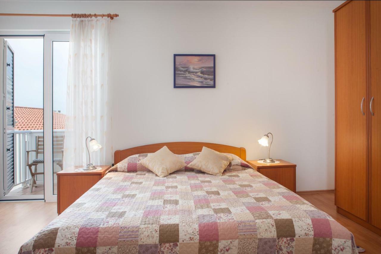 Apartments Cvjetni Dvori Makarska Exterior photo